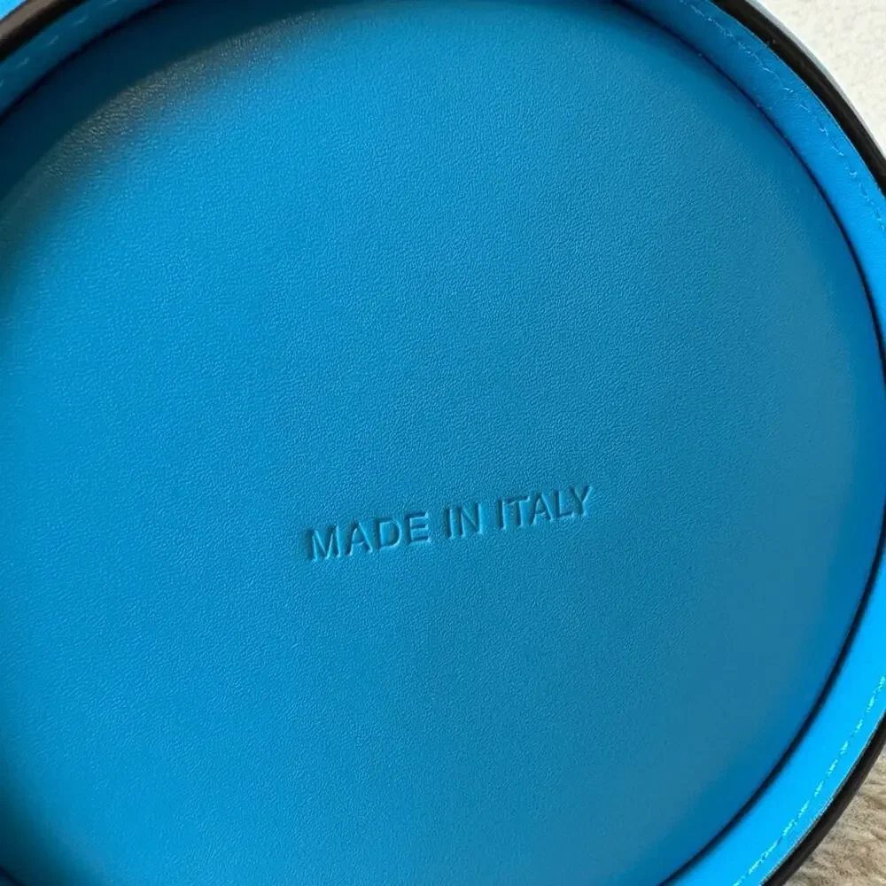 Alexander McQueen The Curve Small Crossbody Bag - Picture 8 of 9